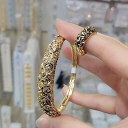 ست دستبند یا بنگل و انگشتر پرنس طرح طلا رنگ ثابت و ضد حساسیت ارسال رایگان