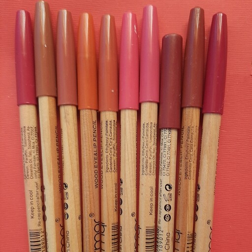مداد خط لب فلورمار کیفیت عالی رنگهای عالی و به روز