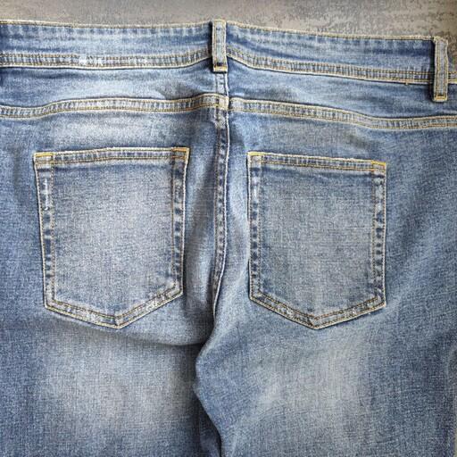 شلوار جین وارداتی اصل سایز 42 تنپوش بینظیر مناسب مهمانی و استفاده روزانه