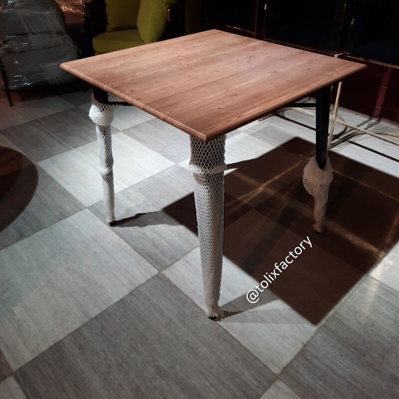 میز تولیکس در ابعاد 80در80 با رنگ بندی سفید ، مشکی ، طرح چوب ، ایرون متال ،ارسال به سراسر کشور بصورت پس کرایه