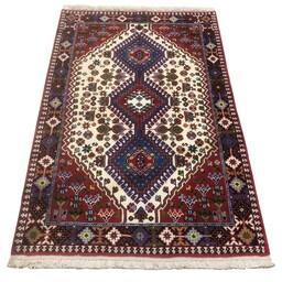 فرش دستباف قشقایی یلمه شیراز شکروی رنگ کرم  کد11220