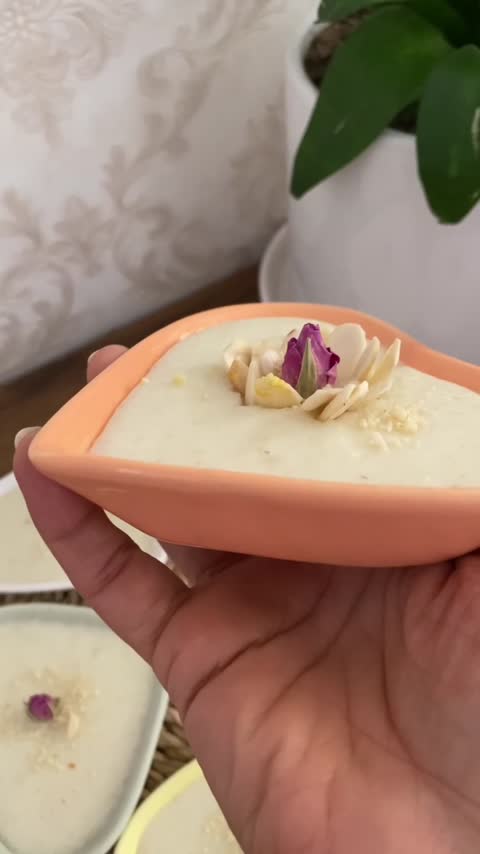پیاله قلب رنگی