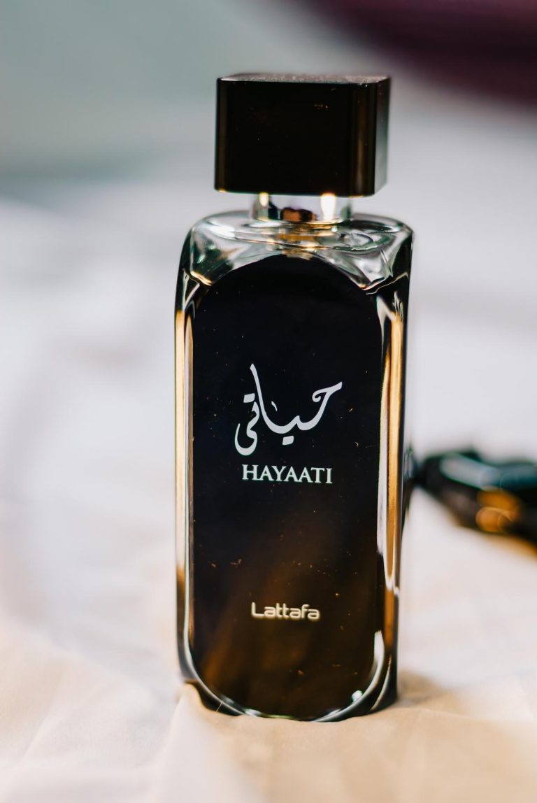 ادکلن حیاتی اصلی لطافه حیاتی Lattafa Hayaati