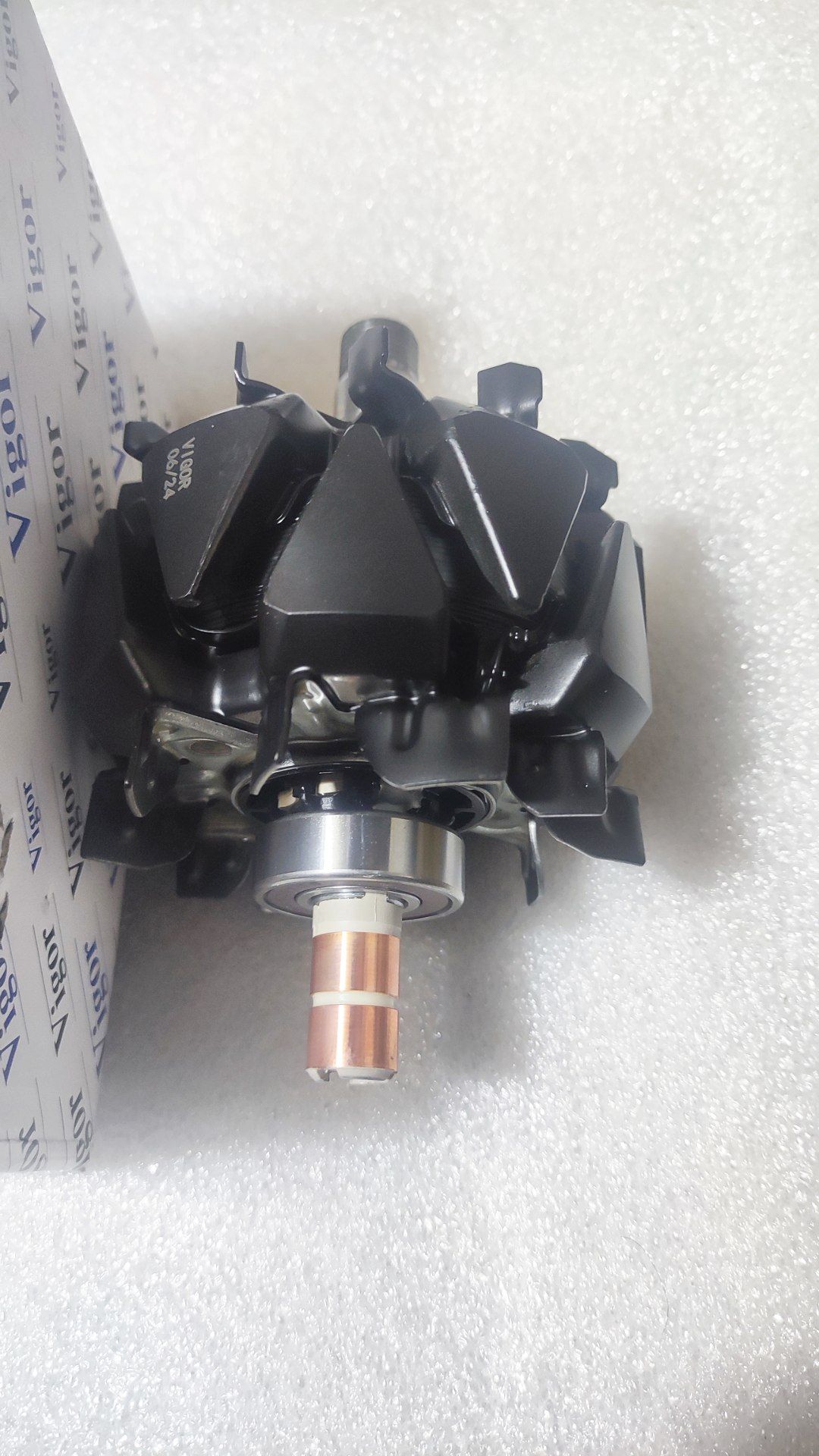 آرمیچر دینام پژو 405 و پژو 206 طرح استام برند ویگور وارداتی