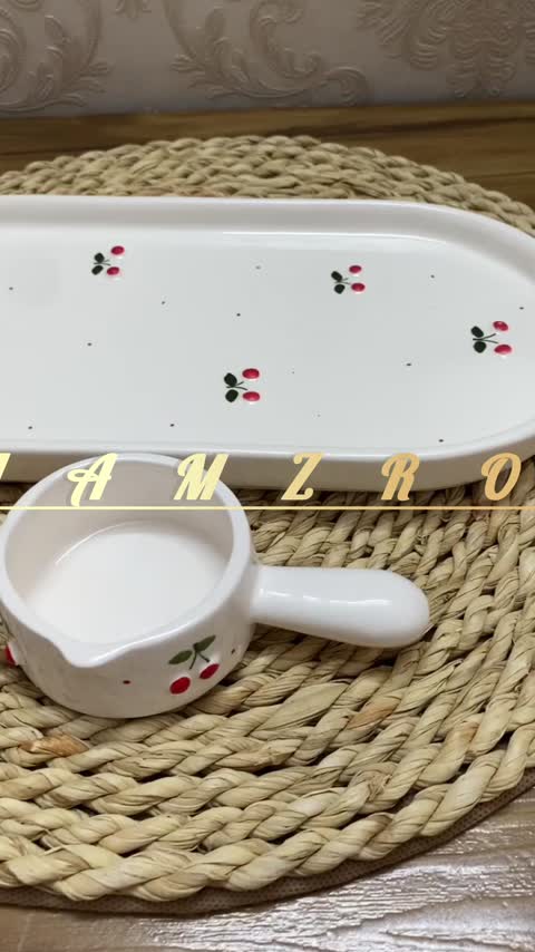 دیس بیضی گیلاسی