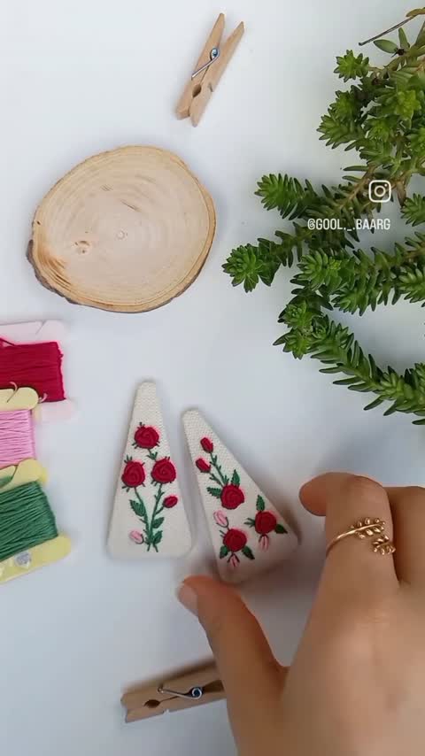 گیره مو گلدوزی شده با دست (مثلثی)