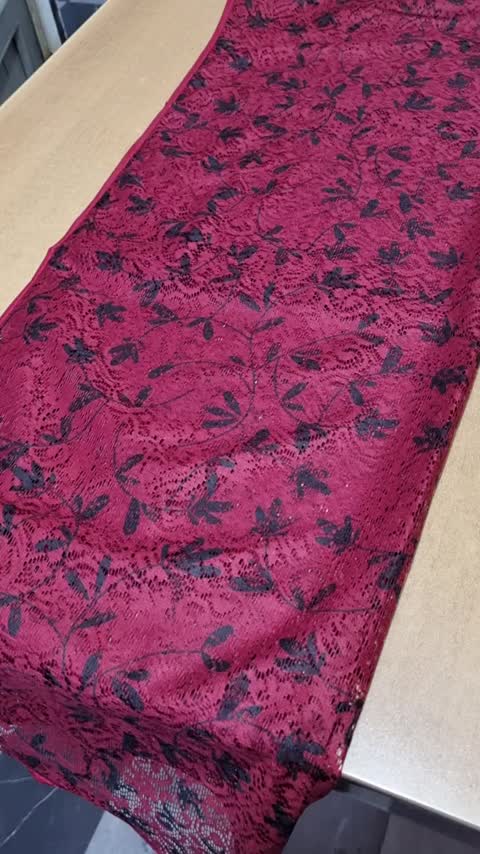 شال طوری زرشکی طرح برگ