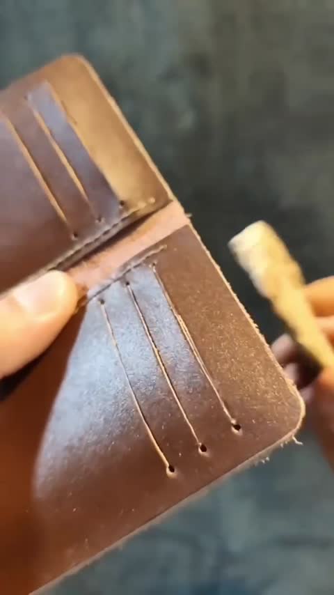 جاکارتی چرم طبیعی امیسیما کد J105 (قهوه ای تیره)
