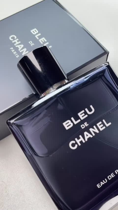 عطر بلوشنل (شانل) BLUE CHANEL خالص مردانه.شرکت لوزی.یک گرم کیفیت درجه1