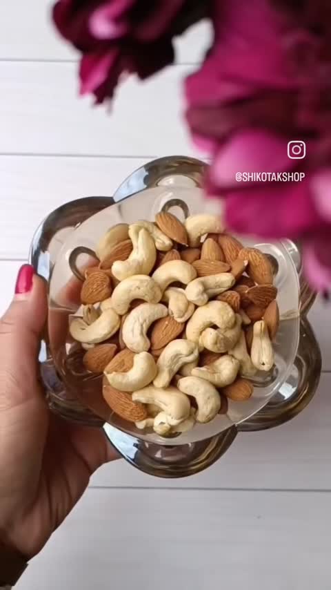 شکلات خوری پایه دار کوچک مدل مایا