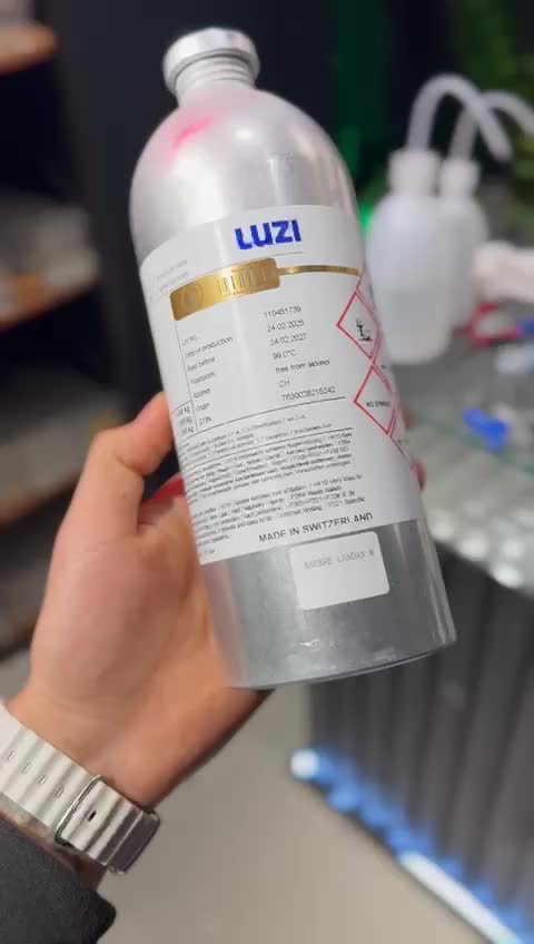 عطر باربری لندن ** 20 گرم **به همراه فیکساتور ،تضمین ماندگاری و پخش بو
