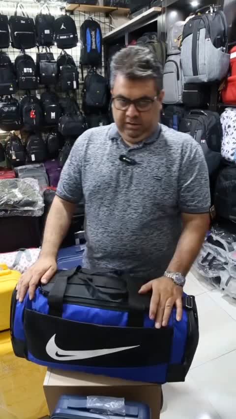 ساک استخری نایک (NIKE)سبک وجادار و ضد اب