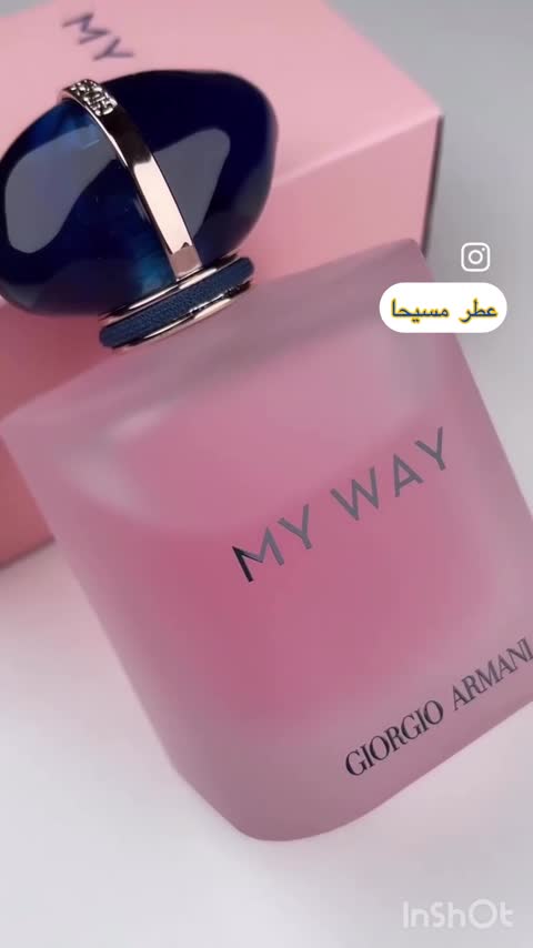 عطر پر طرفدار مای وی با نتهای گلی و جاذبه جنسی بالا