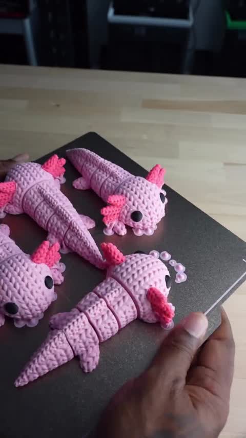 کلیدآویز Nova Art - Articulated Axolotl