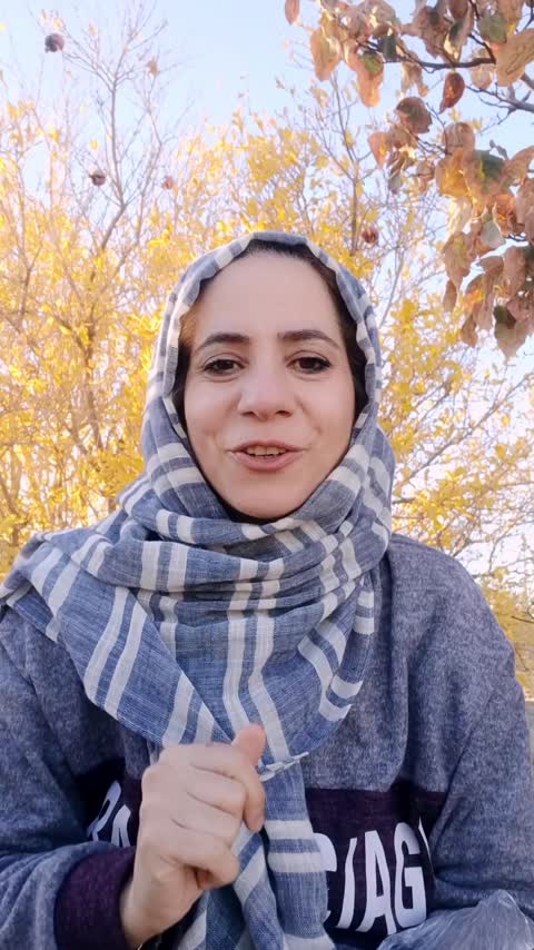 ژل رویال با عسل طبیعی 500 گرمی ( ژل رویالش 15 گرمه) .مناسب دیابتی و هم غیر دیابتی. طبیعی