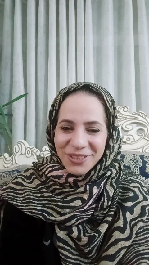  ژل رویال با عسل طبیعی 500 گرمی ( ژل رویالش 15 گرمه) .مناسب دیابتی و هم غیر دیابتی. طبیعی