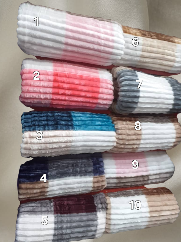 پتو مسافرتی ژله‌ای مدل خطی رنگی | سبک، نرم و گرم