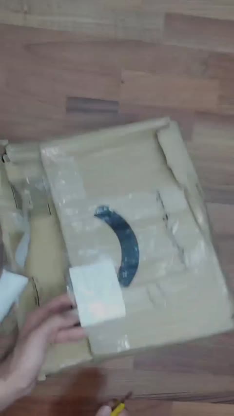 کیف دوشی زنانه چرم طبیعی دست دوز برند اس تی 