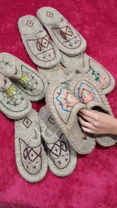 دمپایی نمدی دخترانه و زنانه گلدار