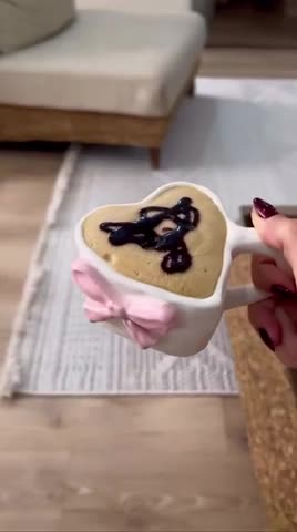 ماگ قلبی پاپیونی(پس کرایه)