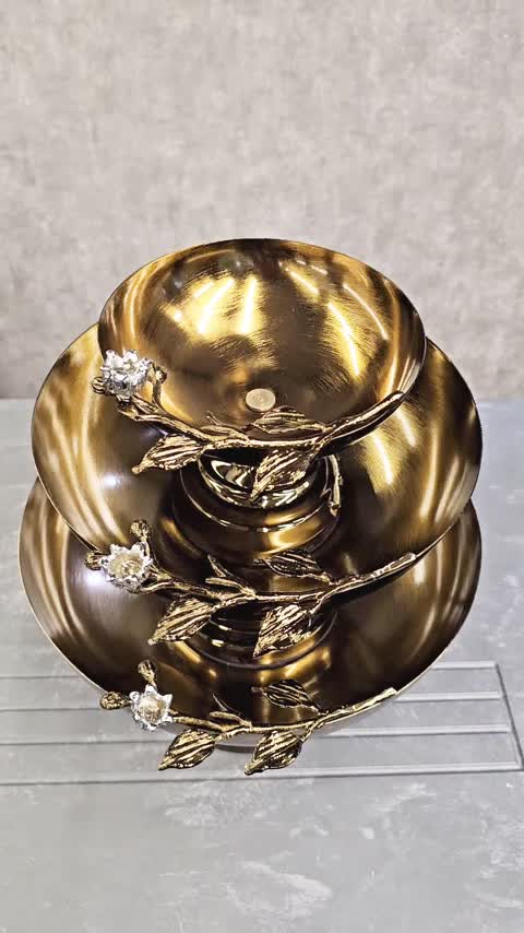میوه خوری لاله زیتونی 