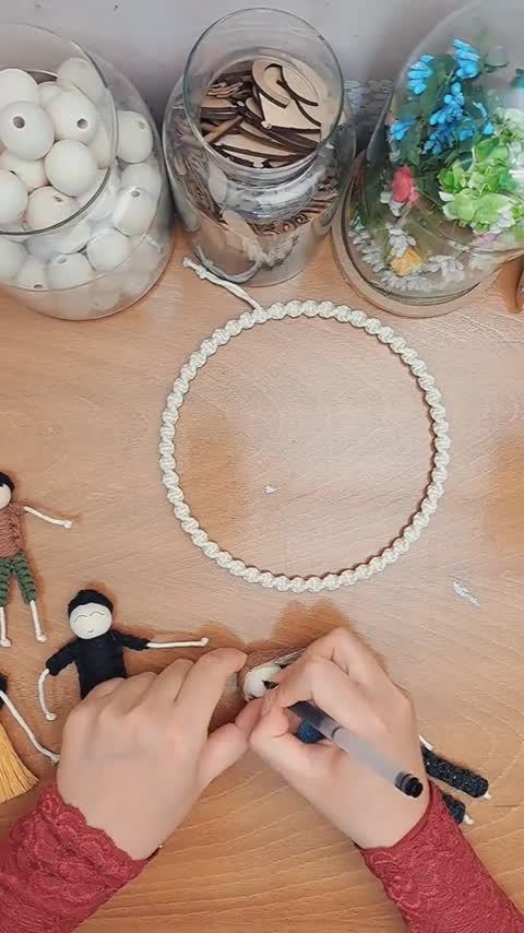 آویز عروسک مکرومه خانواده