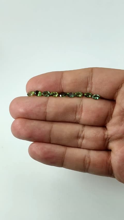 پک 9 عددی نگین سنگ آپاتیت سبز معدنی کشور کانادا (جهت ساخت دستبند)