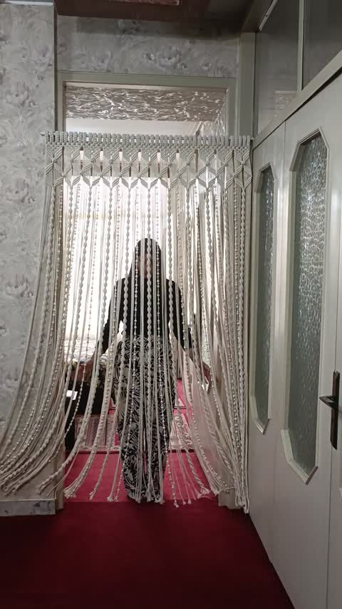 پرده مکرومه مهره دار با گره فندقی(پس کرایه)