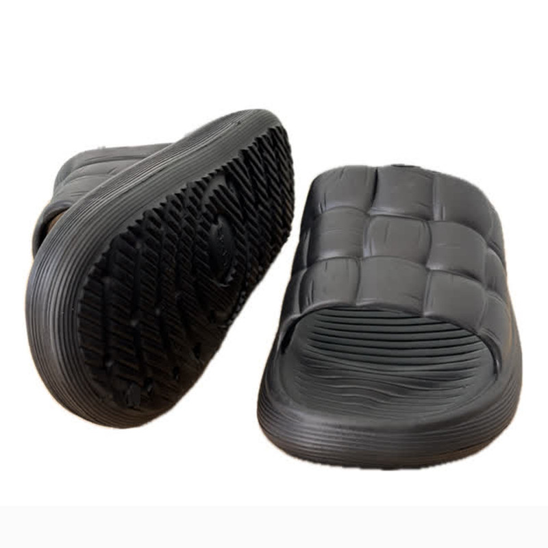 دمپایی حمام مدل کاوه M