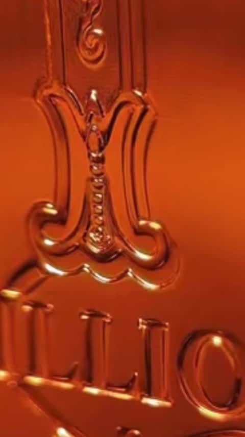 عطر وان میلیون.تند و تلخ و چوبی.مردانه.یک گرم 