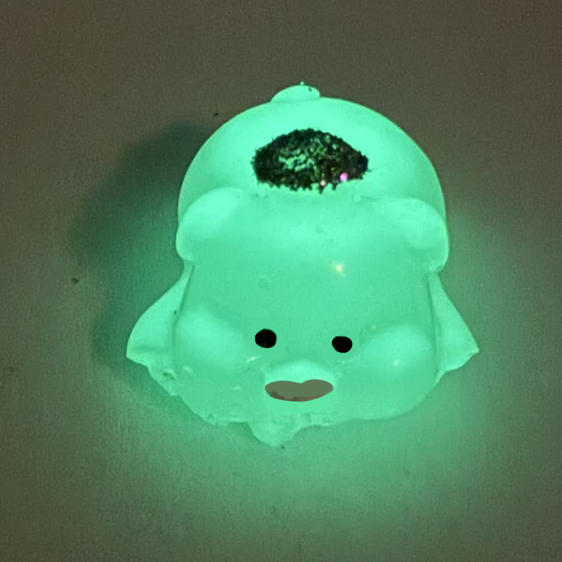 مجسمه رزینی طرح شب تاب مدل خرگوشی زیبا