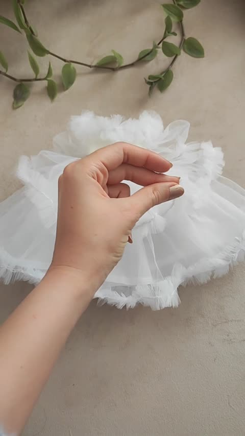 عروسک عروس مو فر با تاج گل و لباس سفید 33 سانتی