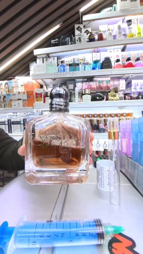 عطر ادکلن جورجیو ارمانی استرانگر ویت یو اینتنسلی اصلی