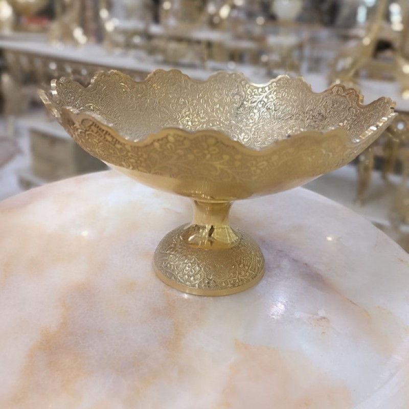 آجیل خوری لب قلعه طرح طاووس 10اینج نیم نقش برنجی