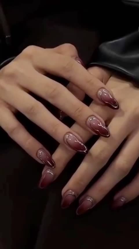 ناخن کاشت چری جذاب