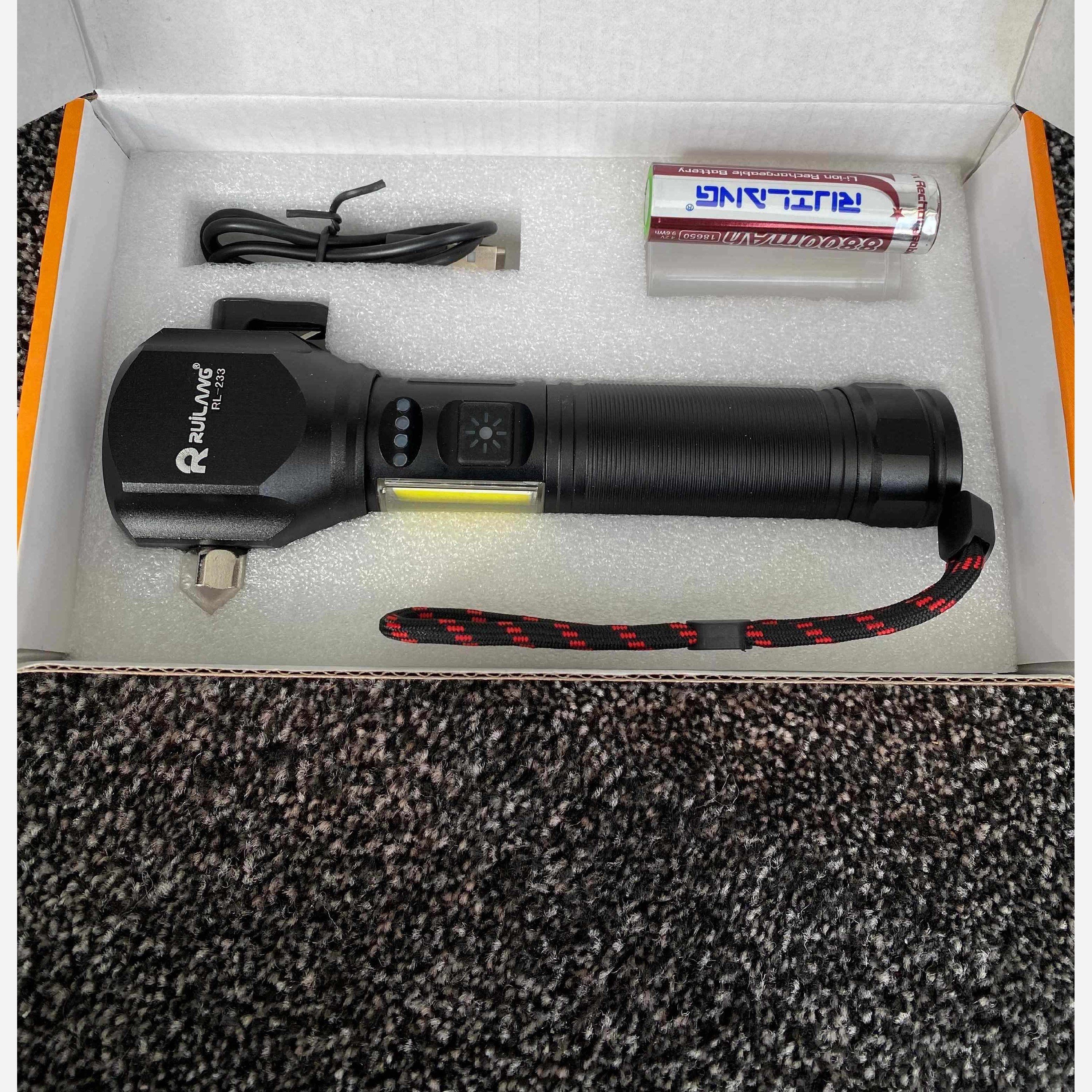 چراغ قوه دستی چکش دار روی لانگ مدل RL-233