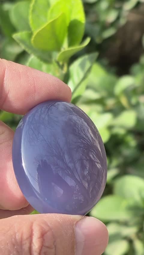 عقیق سوسنی یمنی بسیار درشت و سنگین