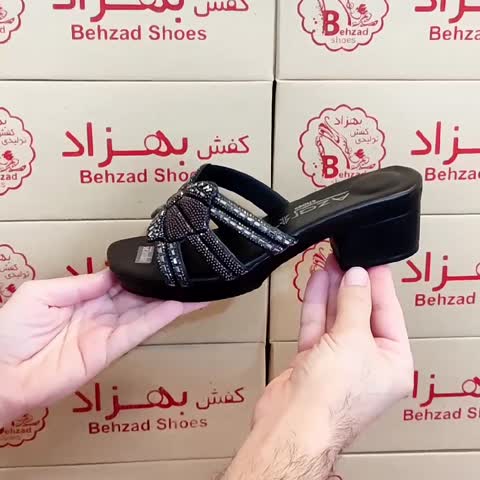 دمپایی مجلسی پاشنه پنج سانتی زنانه دخترانه رنگ مشکی سایز 36 تا 41 زیره پیو رویه نگینی کفی طبی سبک