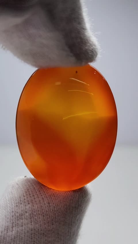 نگین عقیق سرخ اصل و طبیعی یمن 