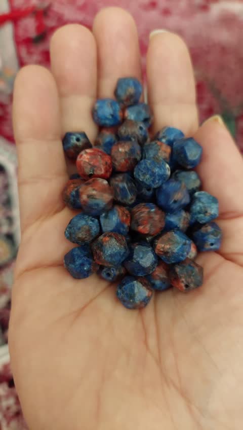 مهره سنگ سرپانتین آبی و قرمز تراش استار10 میل سوراخ دار سنگ اصل معدنی درجه یک گوی سرپنتین