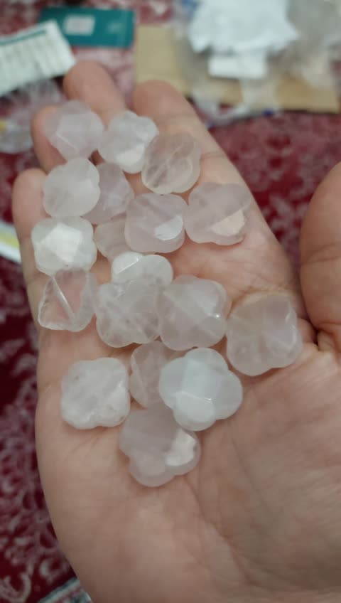 مهره سنگ رزکوارتز تراش ون کلیف سنگ اصل طبیعی سوراخ دار