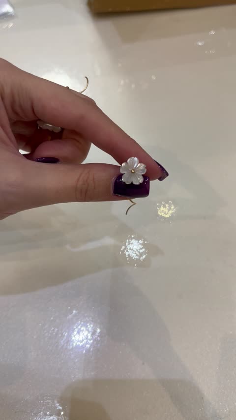 گوشواره طلا کرلی شکوفه