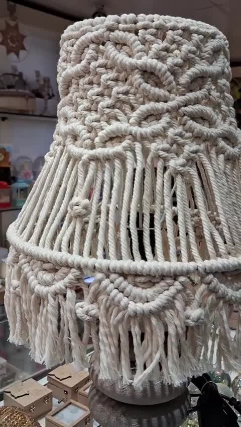 آباژور مکرومه