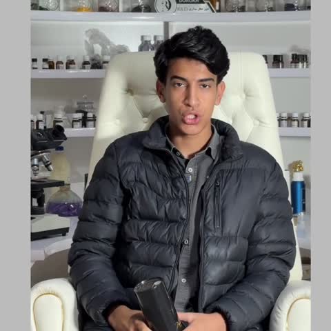 عطر باکارات رژ دورُخ ادوپرفیوم یونیسکس با رایحه گرم و شیرین حجم 40 میلیلیتر