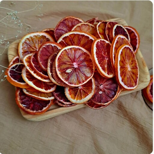 پرتقال توسرخ خشک بدون افزودنی درجه یک 1000 گرمی دورچین 