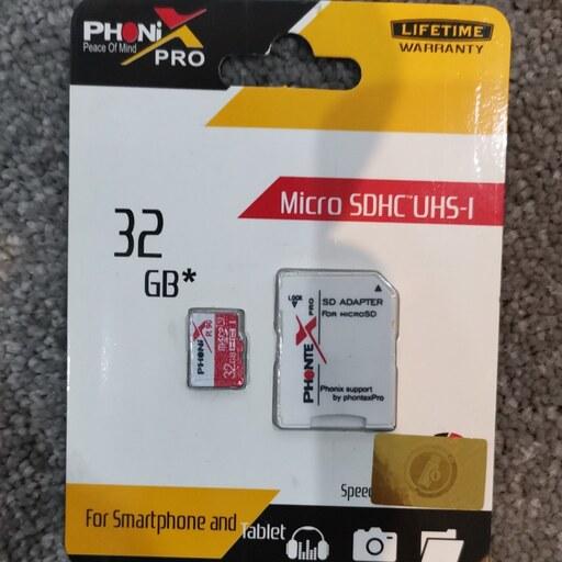 کارت حافظه microSDHC Phonix Pro ظرفیت  32 گیگابایت کلاس 10 استاندارد UHS-I U1  همراه با آداپتور SD 