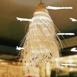 لوستر حصیری دیارمو مدل فانوسی  رنگ حصیری  ریشه بلند و بافت زیبا و محکم