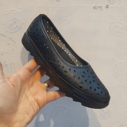 کفش زنانه طبی تابستانه سوراخدار راحتی روزمره تولیدکارخانه رئال  تبریز  مخصوص کمر و زانو برای ایستادن پیاده روی طولانی