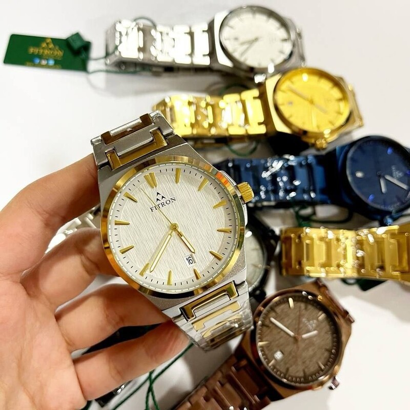 ساعت  مردانه برند  FITRON استیل  طرح AP  کد 9648 تقویم دار   رنگ ثابت 799000تومان فروش به صورت تک و عمده 