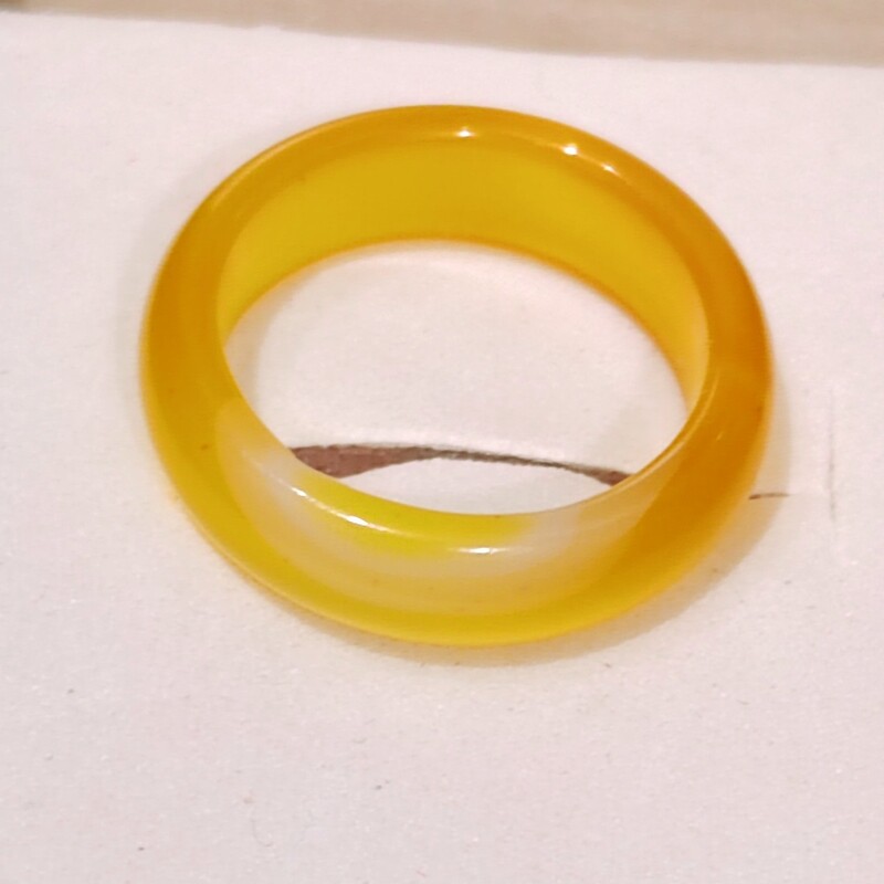 حلقه سنگ عقیق زرد رگه دار معدنی سایز 54 کد4332